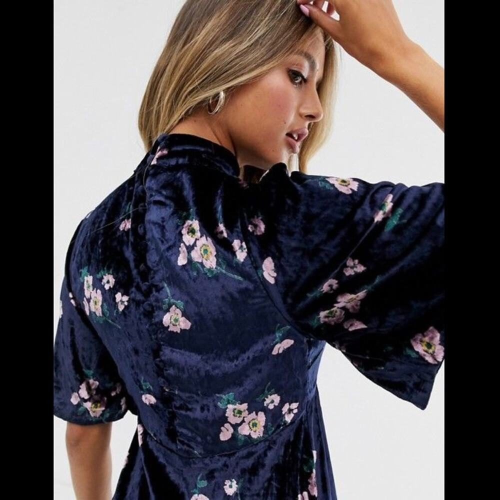 FREE PEOPLE Womens Be My Baby Navy Blue Velvet Mini Button Back Dress Size 2/XS - Picture 2 of 15